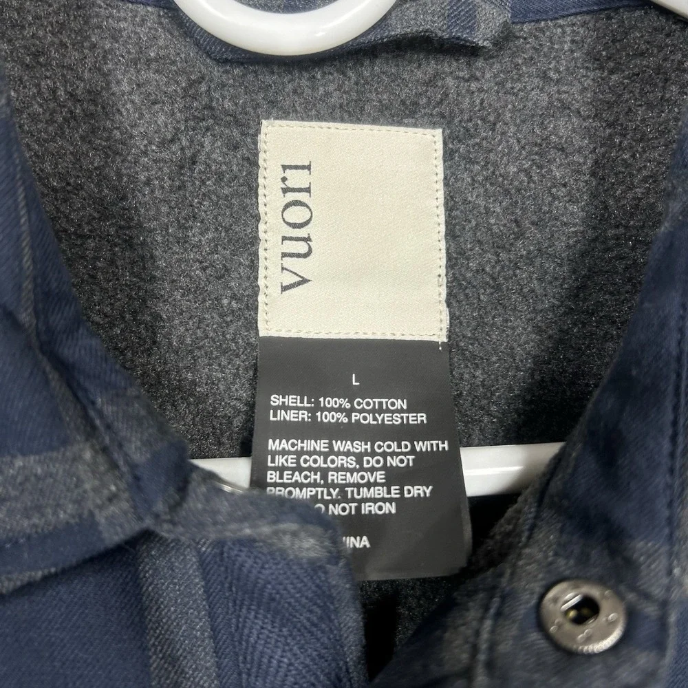 Vuori Range Shirt Jacket Mens L Blue Gray Plaid Flannel Fleece Lined Snap button